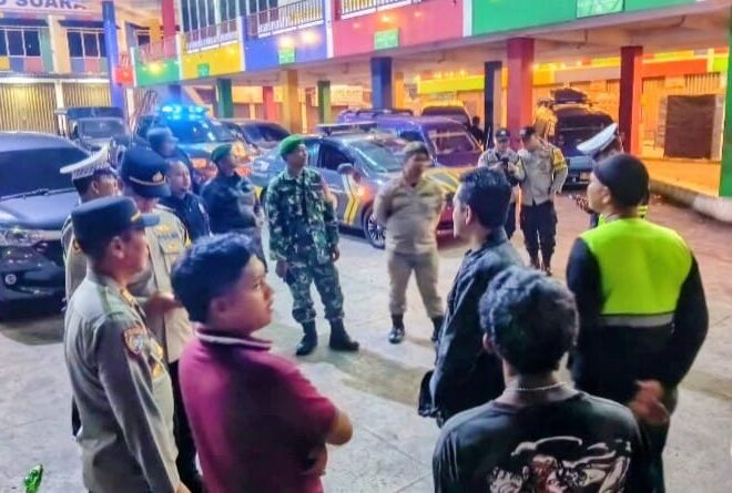 Perkuat Kamtibmas, Polsek Cibadak dan Jajaran Gelar Razia Skala Besar