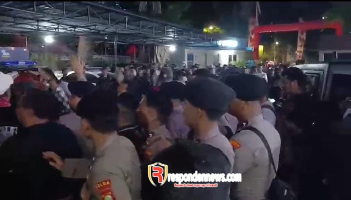Warga Ambon Geruduk Mapolsek Menteng Usai Bentrok di Tambak Matraman