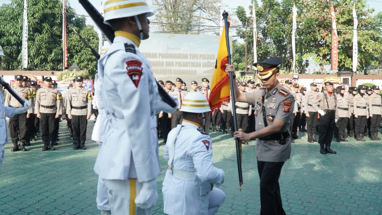 Tonggak Sejarah Baru, Polresta Karawang Resmi Dikukuhkan Kapolda Jabar untuk Memperkuat Pelayanan dan Keamanan Masyarakat