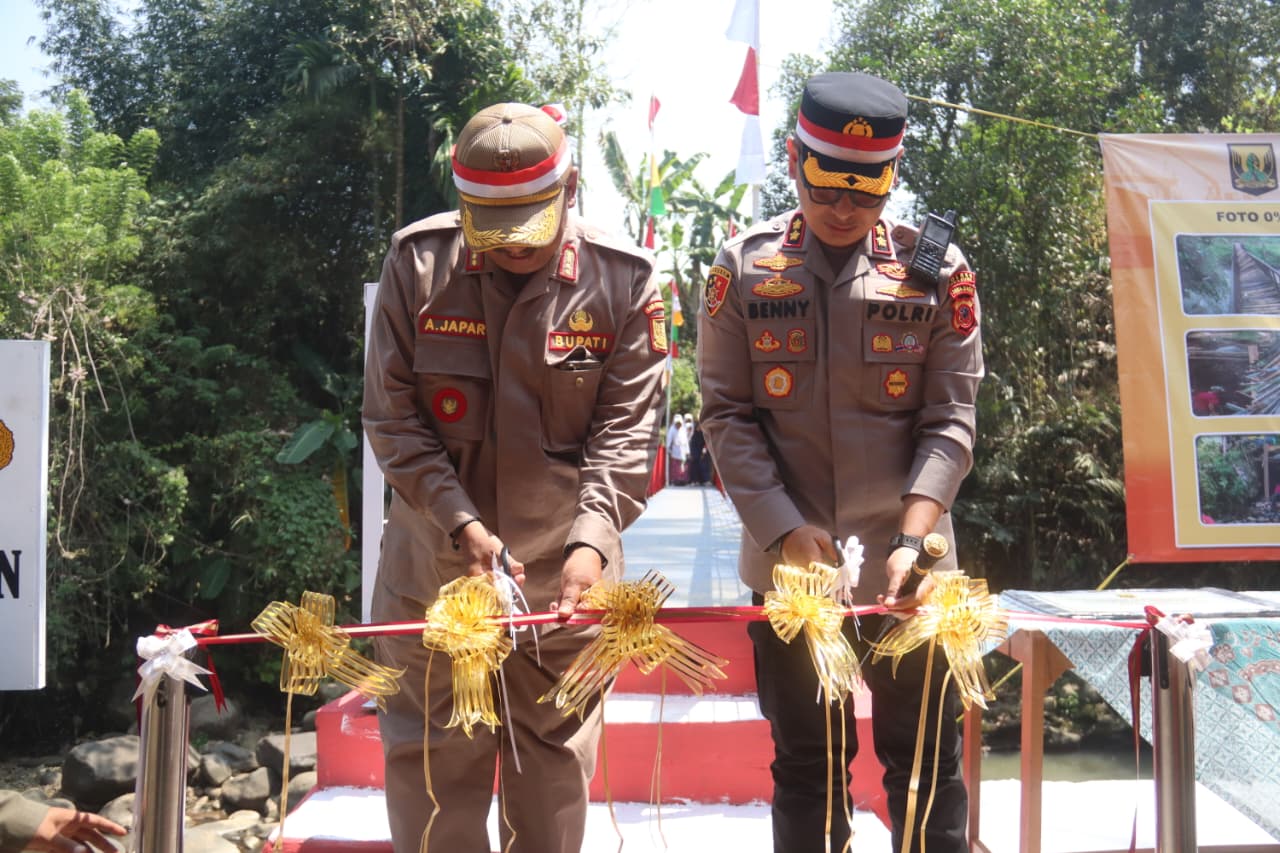 Jembatan Merah Putih Presisi Kamandoran Resmi Beroperasi, Perkuat Akses dan Mobilitas Warga Cibadak