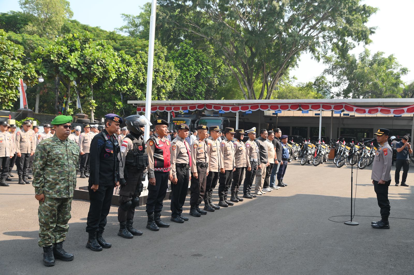 Polrestabes Bandung Siagakan 802 Personel di Titik Rawan Unjuk Rasa