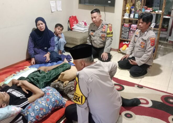 Polres Sukabumi Melalui Polsek Cidahu Beserta Pihak Terkait Kepada AHGNA, Anak Penderita Kanker