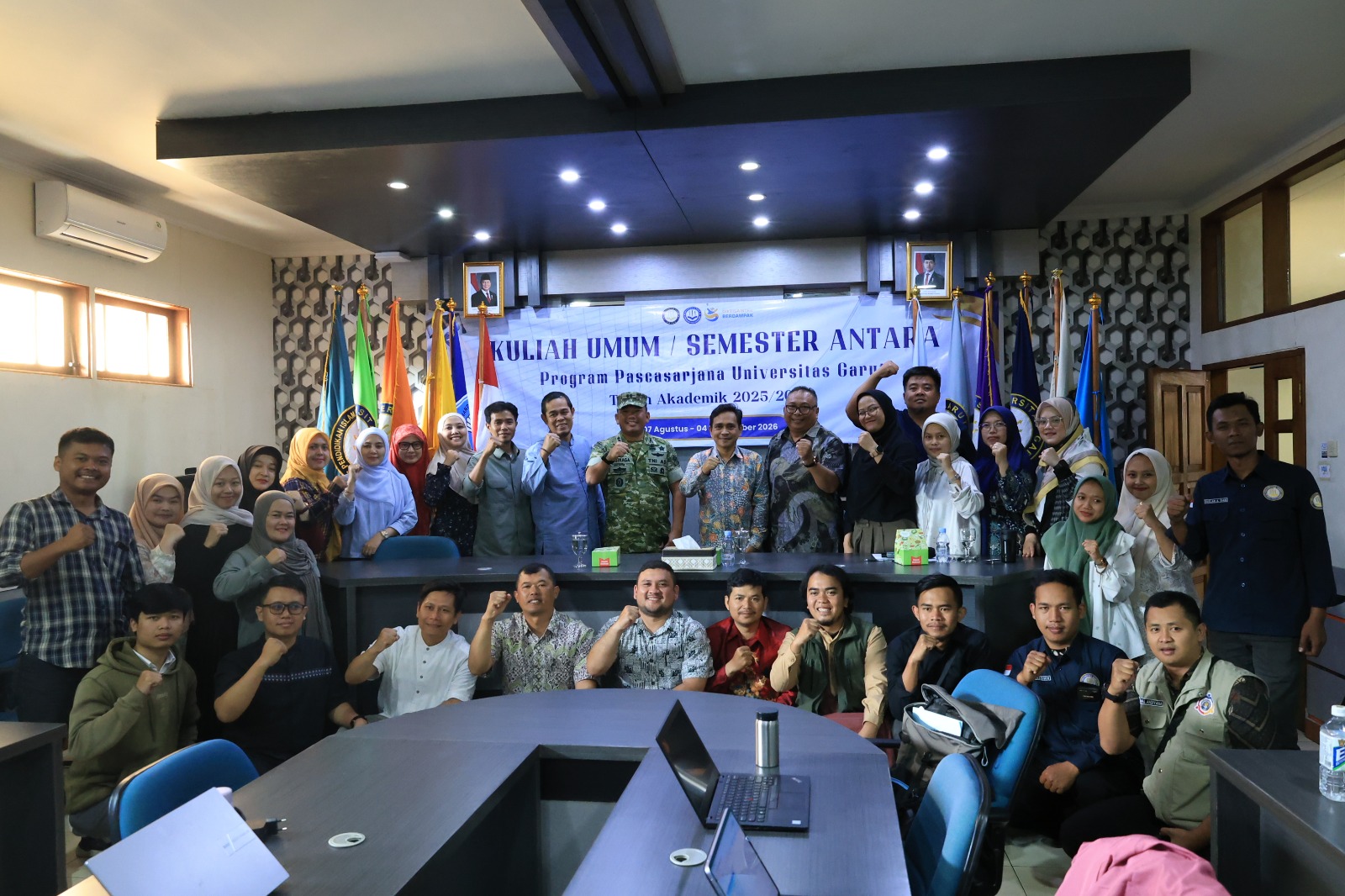 ‎Dandim 0611/Garut Berikan Kuliah Umum kepada Mahasiswa Pascasarjana UNIGA