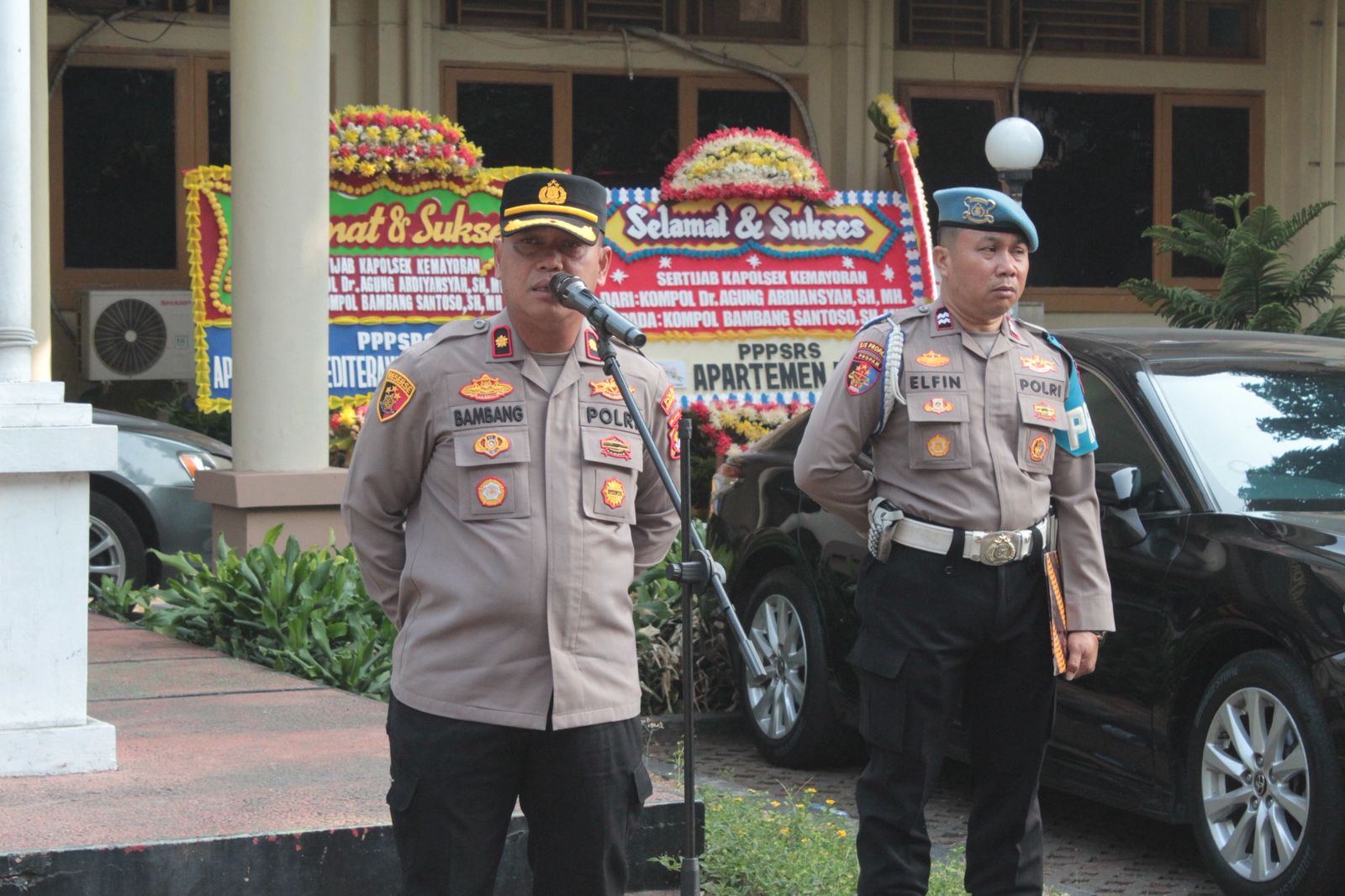 Apel Pagi Jam Pimpinan, Kapolsek Kemayoran Tekankan Anggota Hadir, Peduli dan Responsif terhadap Masyarakat