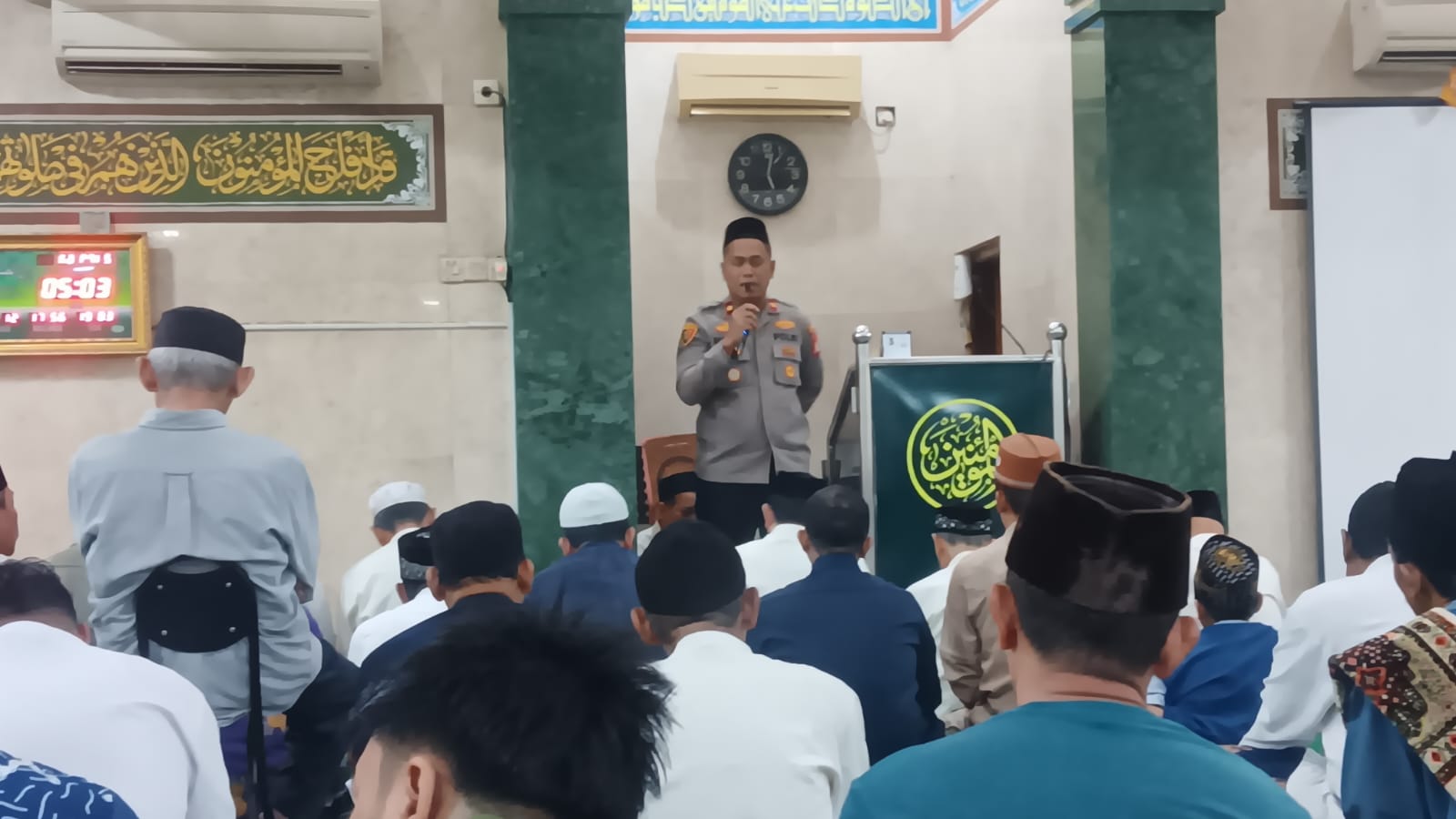 Subuh Bersama Warga Serdang, Kapolsek Kemayoran: Jangan Sampai Kesibukan Memutus Silaturahmi