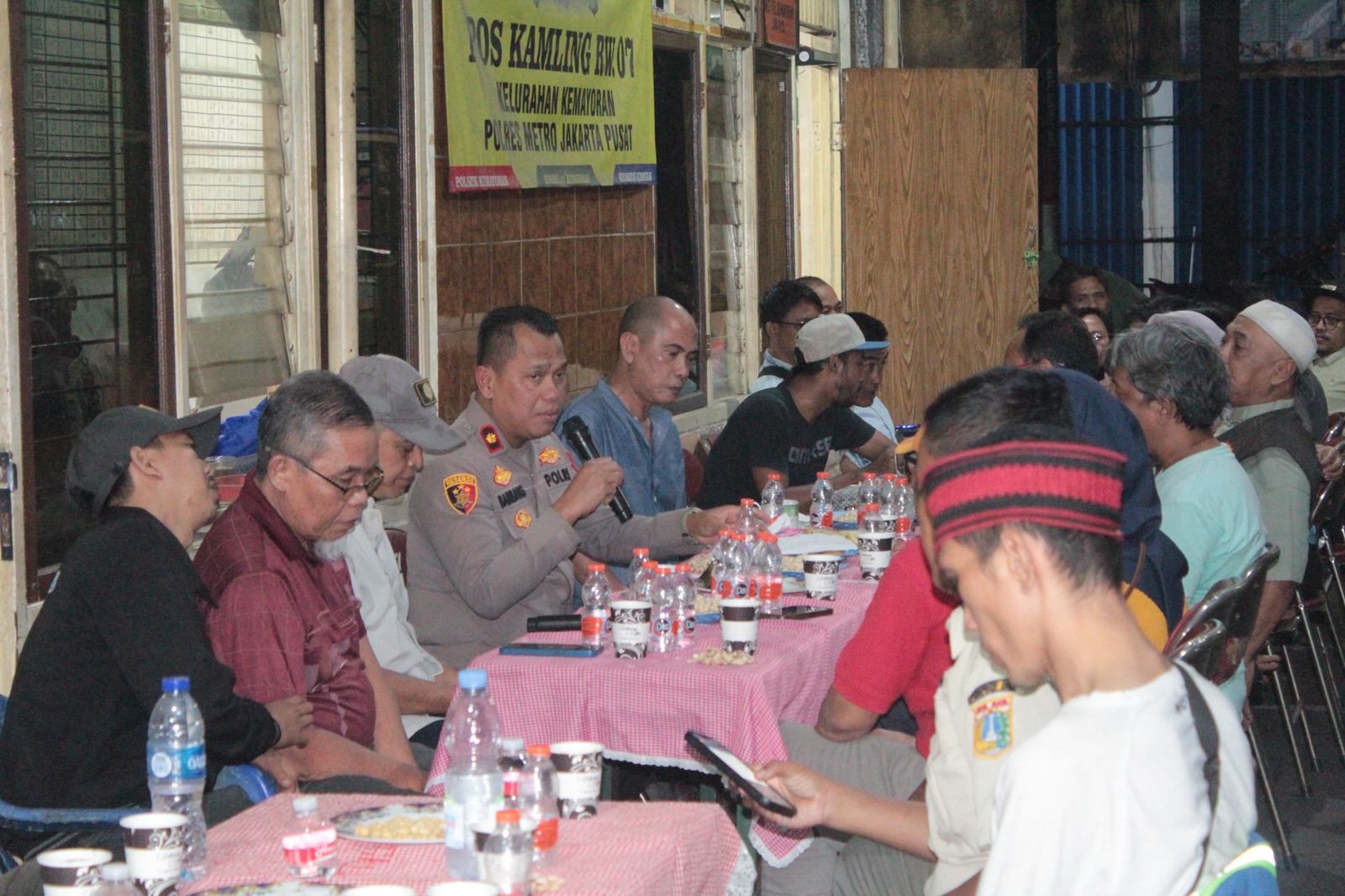 Jaga Kamtibmas dengan Hati, Kapolsek Kemayoran Rangkul RT-RW dan Tokoh Masyarakat
