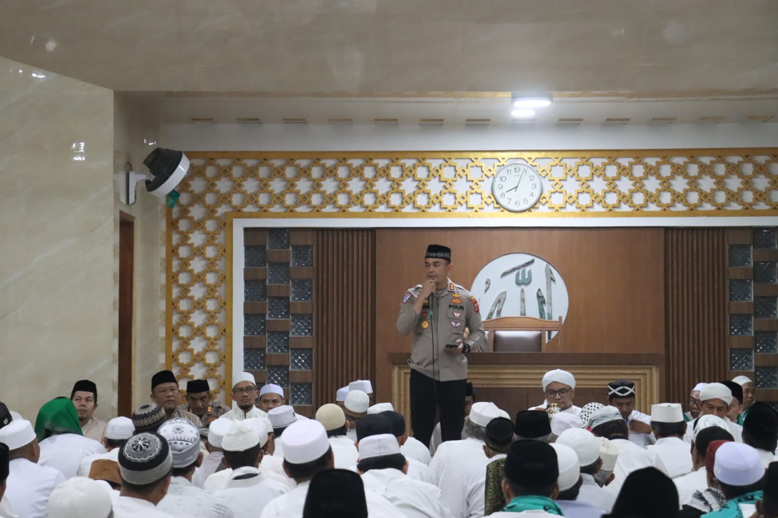 Kapolres Ciamis Hadiri Maulid Nabi di Ponpes Al-Madani, Sampaikan Pesan Kamtibmas