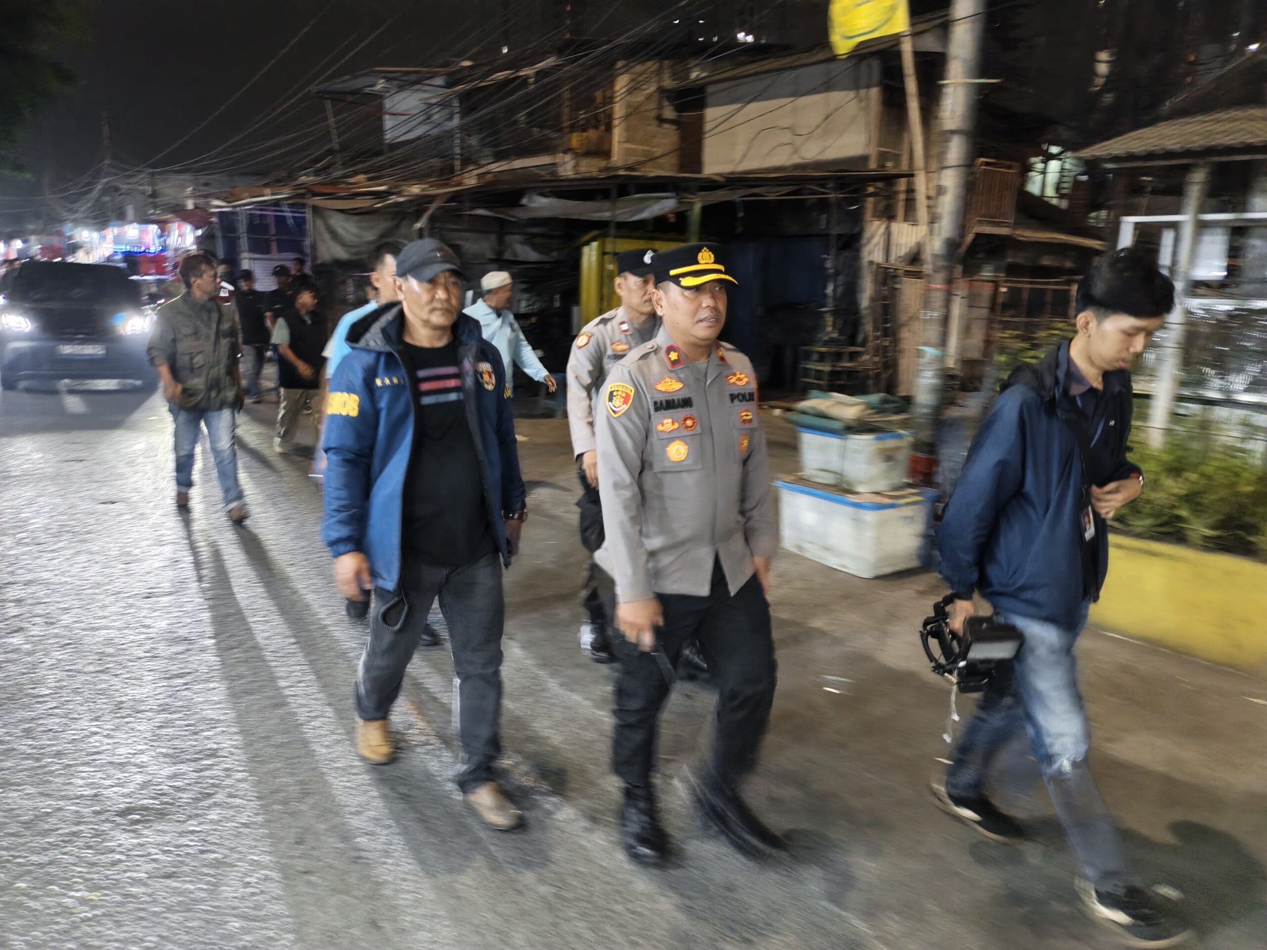 IMG-20261011-WA0071-scaled Ciptakan Situasi Kondusif, Polsek Kemayoran Bersama Unsur Tiga Pilar Gelar Patroli Cipkon Malam Hingga Dini Hari