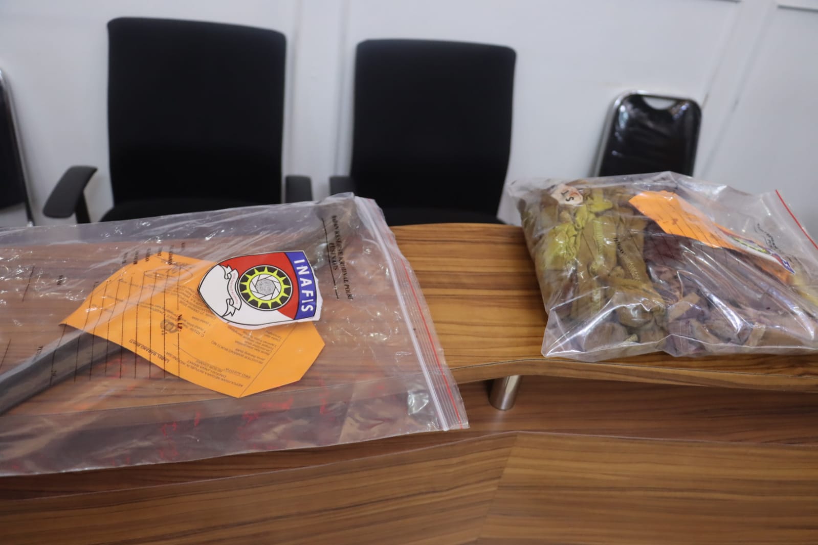IMG-20261021-WA0058 Polres Ciamis Ungkap Kasus KDRT dan Penganiayaan di Pamarican, Amankan Sejumlah Barang Bukti